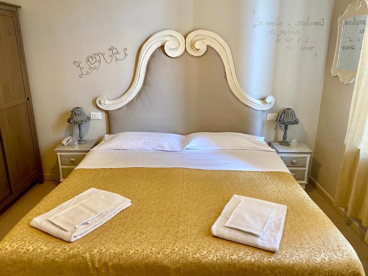 hotel lisà Viareggio Esterno foto