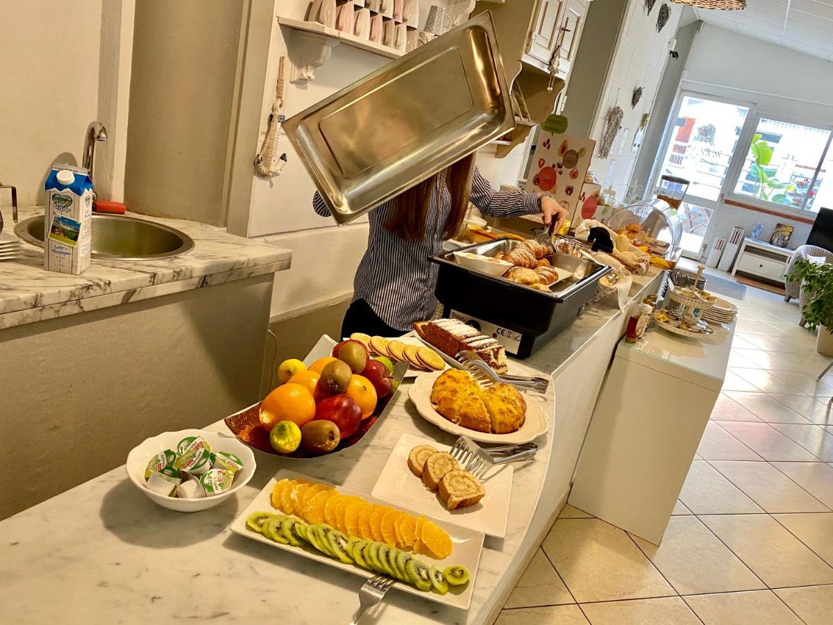 hotel lisà Viareggio Esterno foto